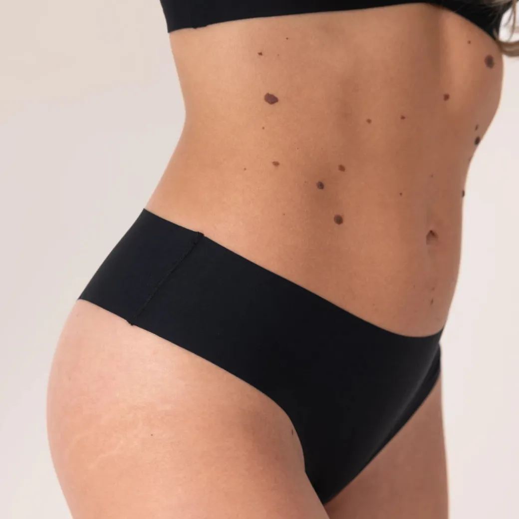 Microfiber Seamless Hipster aus recyceltem Polyamid
