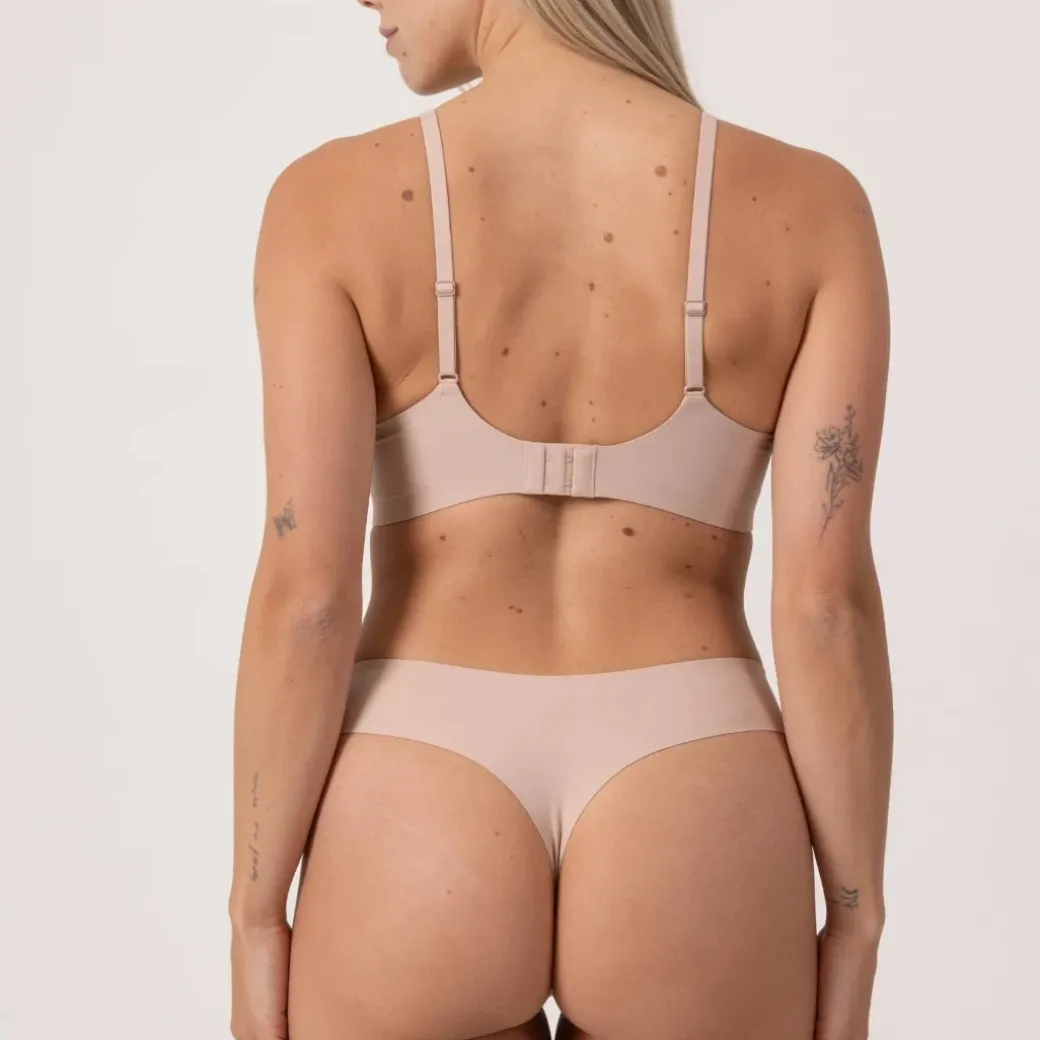 Microfiber Seamless Tanga aus recyceltem Polyamid